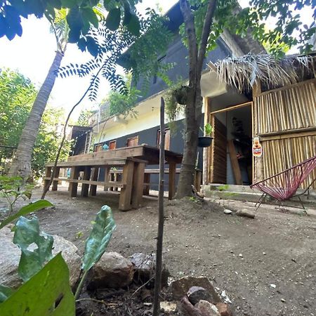 Casa De Las Brujas Hostal Zipolite Exterior photo